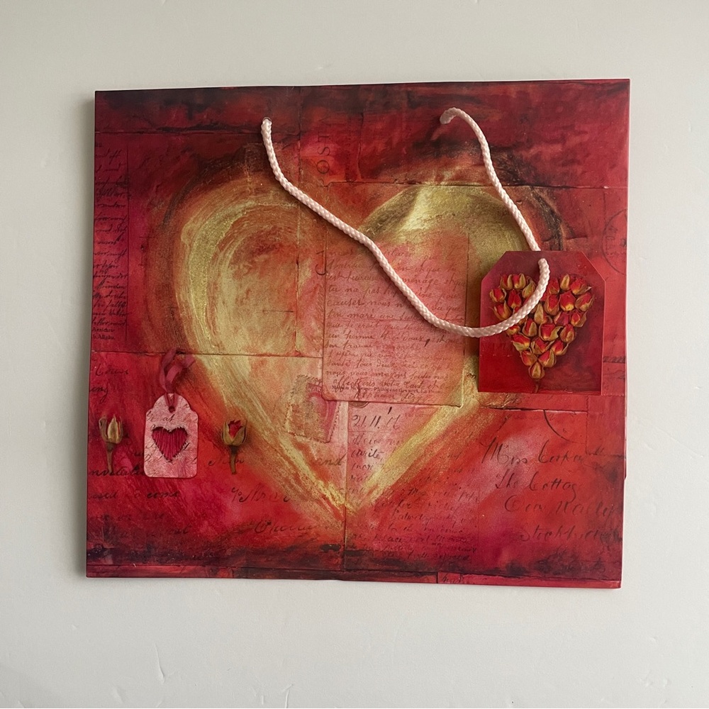 Vintage NEW Marshall Fields Pink Valentines 2003 Paper Bag 11x10x4”